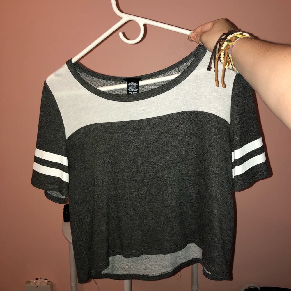Gray and white crop tee